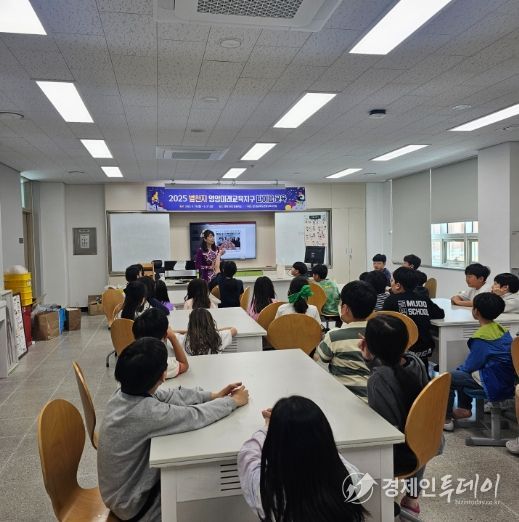 놀이하고 맛보며 배우는 세계 문화 여행!