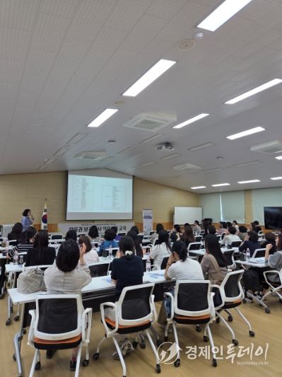 강릉교육지원청, 2025 보건교사 역량 강화 연수 개최