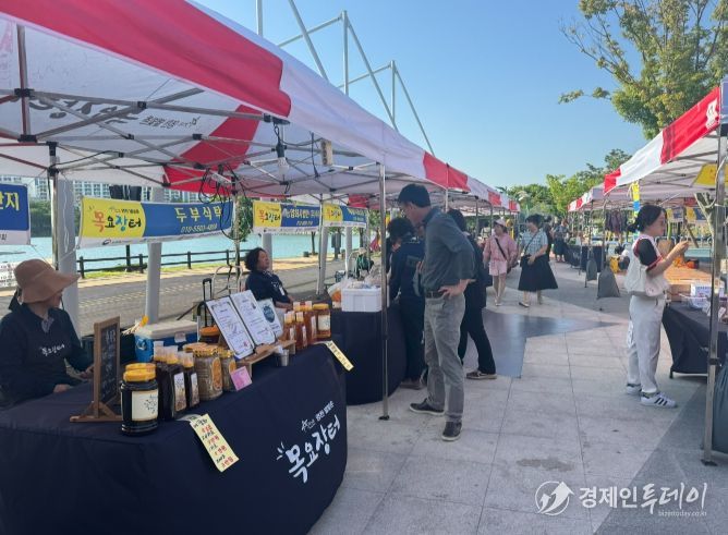 우로지의 감성” 영천 목요장터 개장!