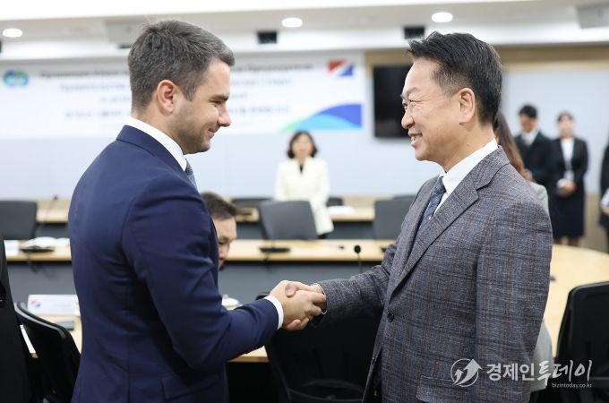 연해주 대표단 면담